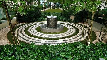 MCity Infinity pool KLCC