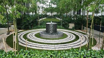 MCity Infinity pool KLCC