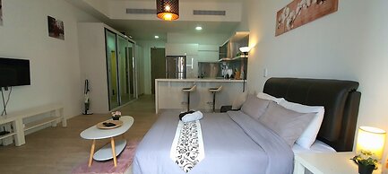 MCity Infinity pool KLCC