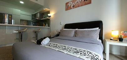 MCity Infinity pool KLCC