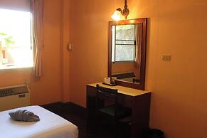 Safari Riviera Resort