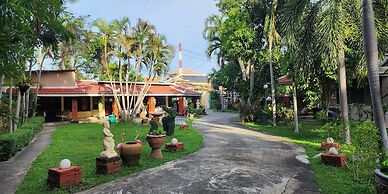 Safari Riviera Resort