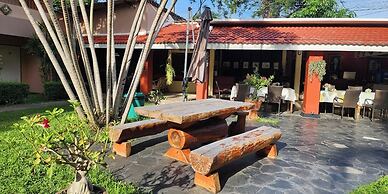 Safari Riviera Resort