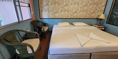 Safari Riviera Resort