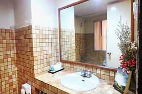 Safari Riviera Resort