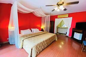 Safari Riviera Resort