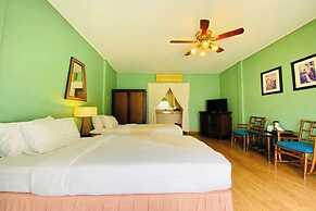 Safari Riviera Resort