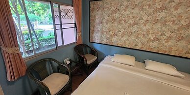 Safari Riviera Resort