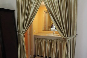 Safari Riviera Resort