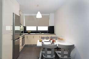 Zen Central Luxury Apartment