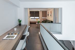 Zen Central Luxury Apartment