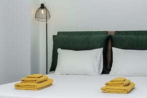 Zen Central Luxury Apartment