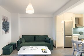 Zen Central Luxury Apartment