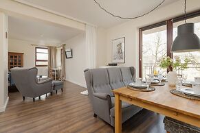 City Center Apartment by Renters