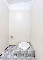 SPOT ON 91521 Mayong Guesthouse