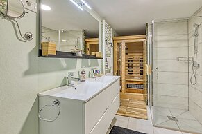 Rozi's Riverside Cottage