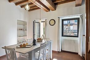 I Balconi in Iseo With 2 Bedrooms and 1 Bathrooms