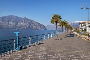 I Balconi in Iseo With 2 Bedrooms and 1 Bathrooms