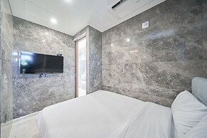 Calacatta Hotel & Resort