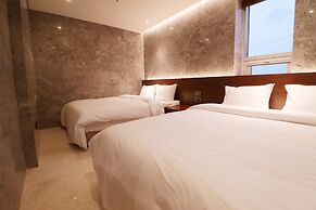 Calacatta Hotel & Resort