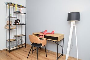 Puck Azure Sea Resort by Renters