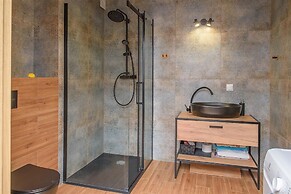 Puck Azure Sea Resort by Renters