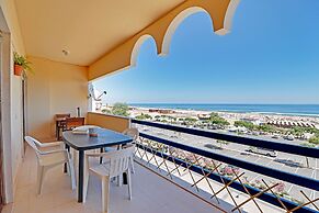 Monte Gordo Beachview 2 by Homing