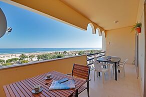 Monte Gordo Beachview 2 by Homing