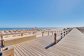 Monte Gordo Beachview 2 by Homing