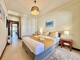 Monte Gordo Beachview 2 by Homing