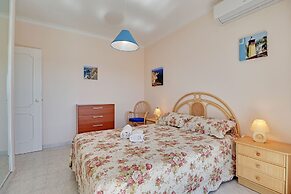 Albufeira Concept With Pool by Homing