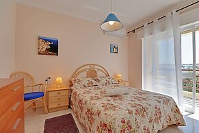 Albufeira Concept With Pool by Homing