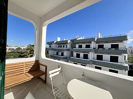 Albufeira Delight With Pool by Homing