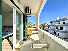 Albufeira Delight With Pool by Homing
