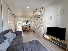 Albufeira Delight With Pool by Homing