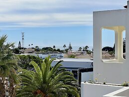 Albufeira Delight With Pool by Homing