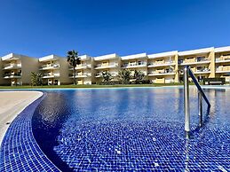 Albufeira Paradise With Pool by Homing