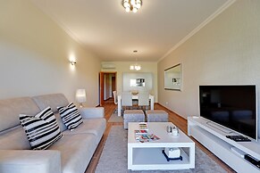 Albufeira Paradise With Pool by Homing