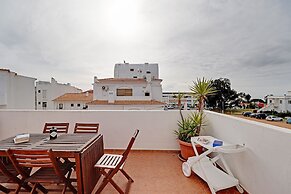 Albufeira Central 1 by Homing