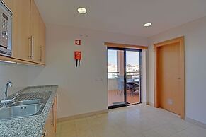Albufeira Modern 1 With Pool by Homing