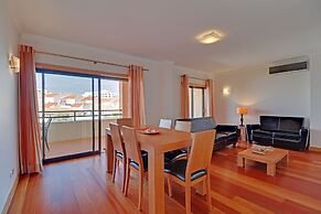 Albufeira Modern 1 With Pool by Homing