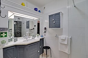 Vilamoura Stylish With Pool by Homing