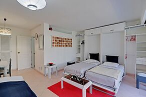 Vilamoura Stylish With Pool by Homing