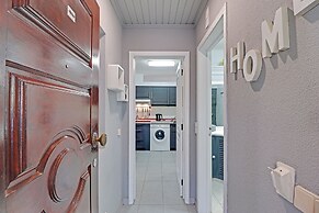 Vilamoura Stylish With Pool by Homing