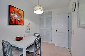 Vilamoura Stylish With Pool by Homing