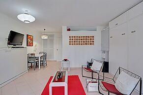 Vilamoura Stylish With Pool by Homing