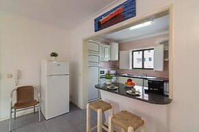 Vilamoura Central 1 by Homing