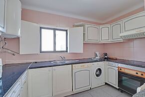 Vilamoura Central 1 by Homing