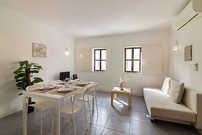 Vilamoura Central 1 by Homing
