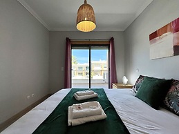 Albufeira Garden Villa With Pool